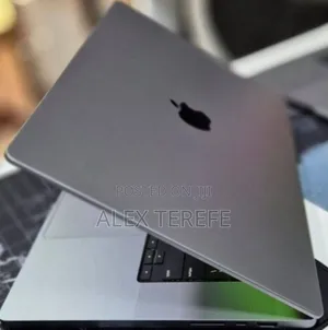 New Laptop Apple MacBook Pro 2021 M1 32GB Apple M1 Pro SSD 512GB