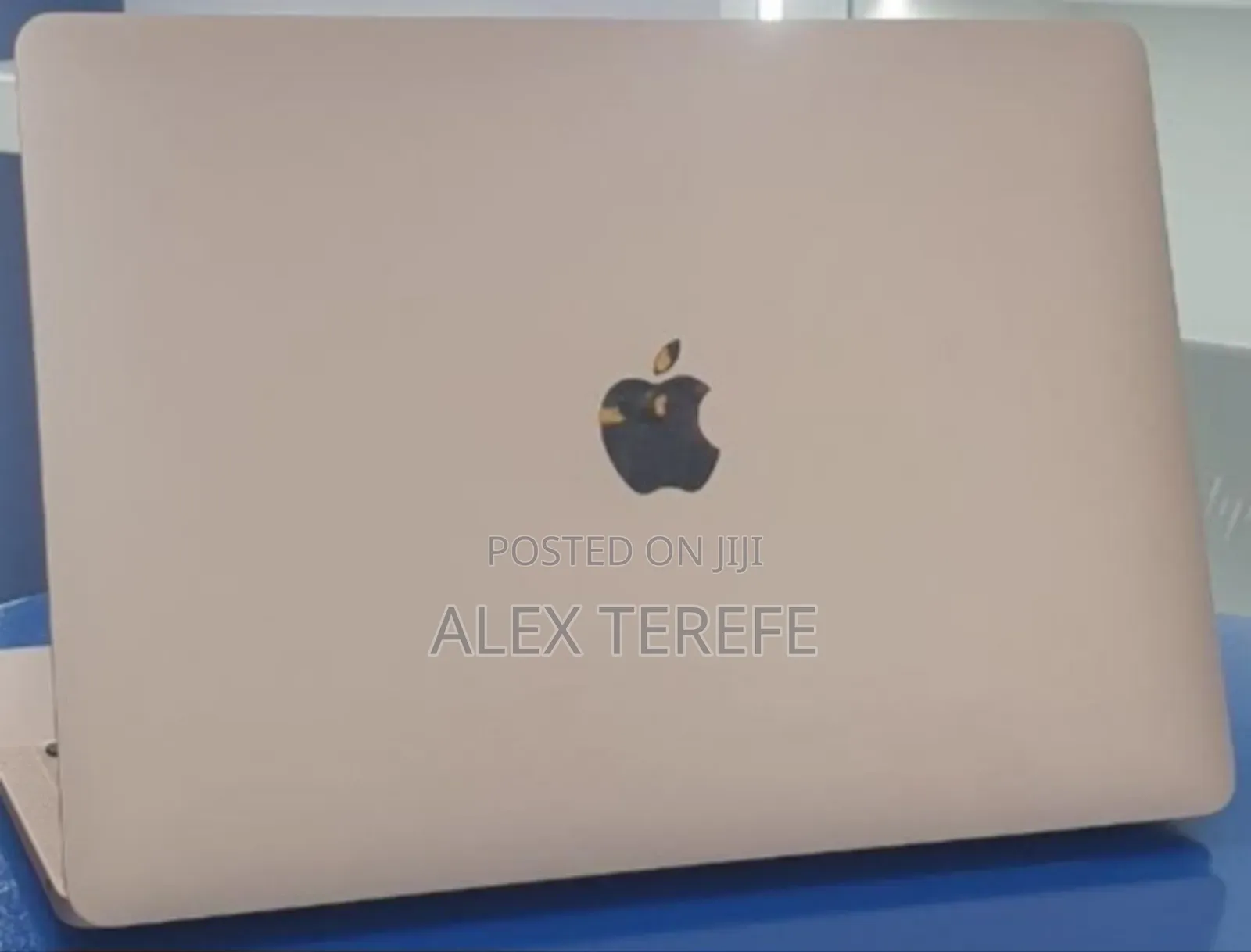 New Laptop Apple MacBook Air 2020 M1 8GB Apple M1 SSD 256GB