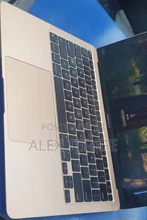 New Laptop Apple MacBook Air 2020 M1 8GB Apple M1 SSD 256GB