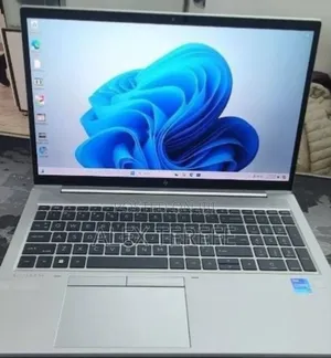 New Laptop HP EliteBook 850 G8 16GB Intel Core i7 SSD 512GB