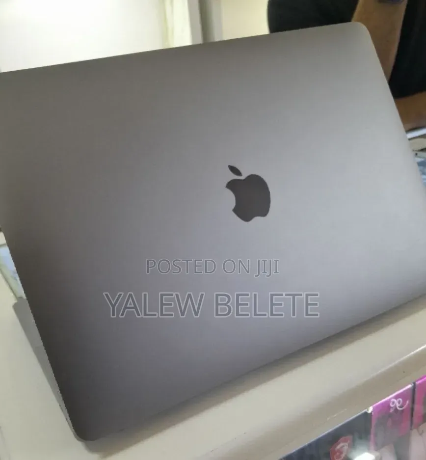 New Laptop Apple MacBook Air 2020 M1 8GB Apple M1 SSD 256GB