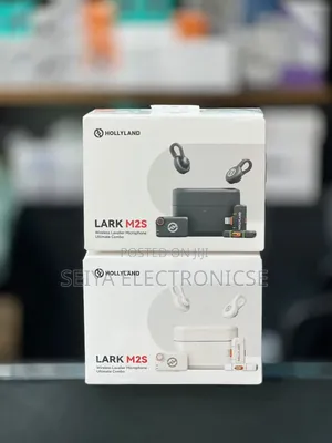Brand New Hollyland Lark M2S Wireless Microphone Combo Set