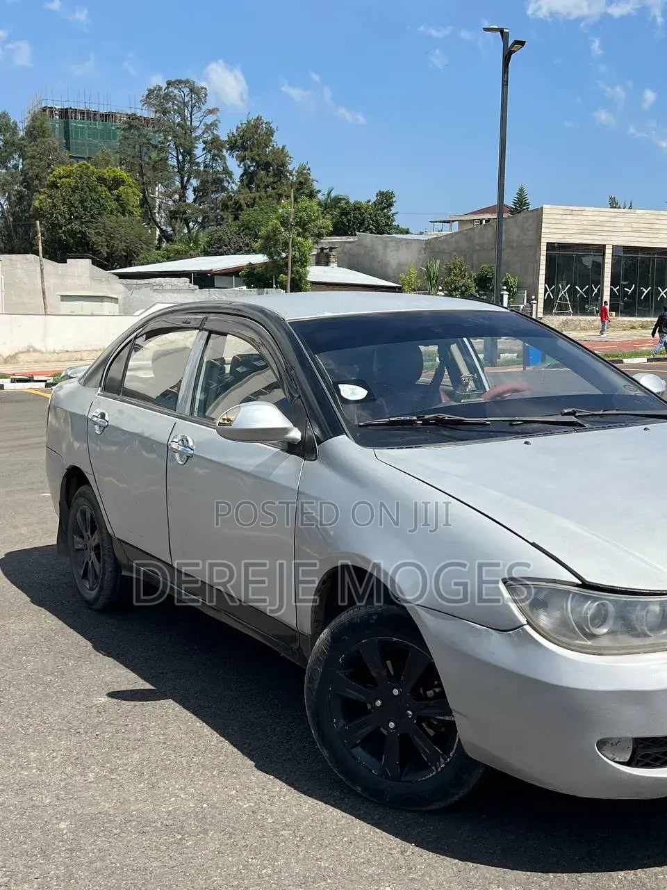 Lifan Abay 1.3 Sedan FWD 2010 Silver