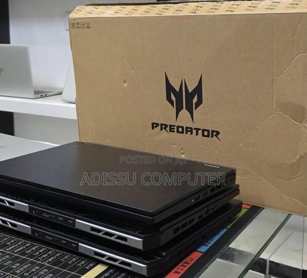 New Laptop Acer Predator Helios Neo 16 16GB Intel Core i9 SSD 1T