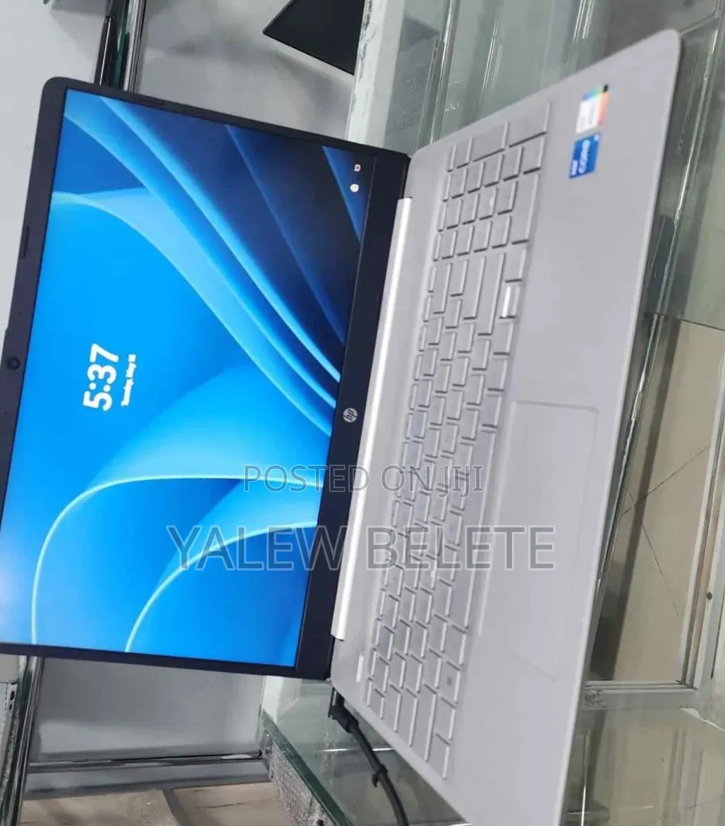 New Laptop HP Stream Notebook 16GB Intel Core i5 SSD 512GB