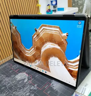 New Laptop HP Spectre X360 16GB Intel Core i7 SSD 512GB