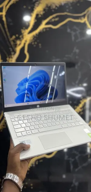 New Laptop HP Pavilion 14 16GB Intel Core i5 SSD 512GB