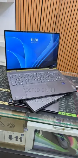 New Laptop Lenovo Yoga 7 15ITL5 16GB Intel SSD 512GB
