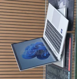 New Laptop HP EliteBook 840 G10 16GB Intel Core i7 SSD 512GB
