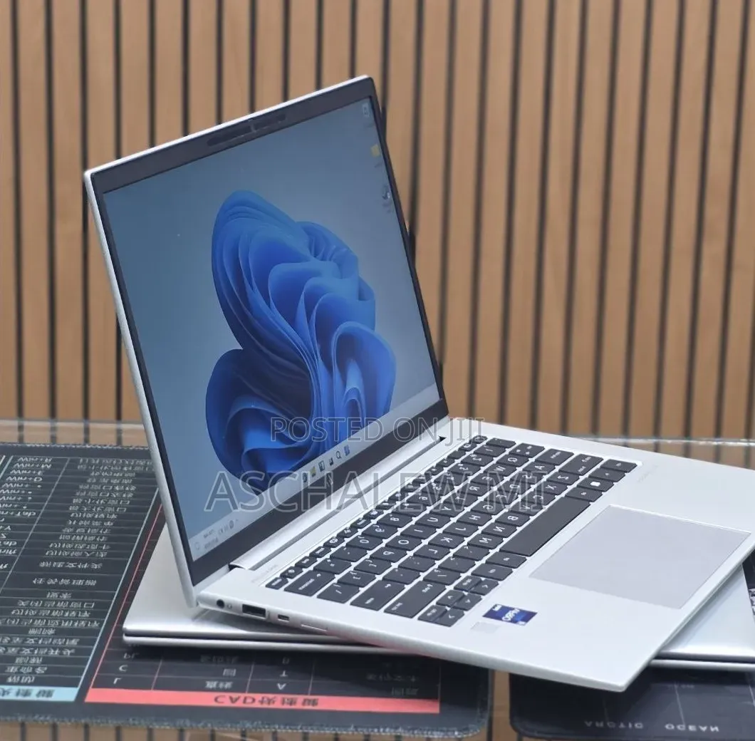 New Laptop HP EliteBook 840 G9 16GB Intel Core i7 SSD 512GB