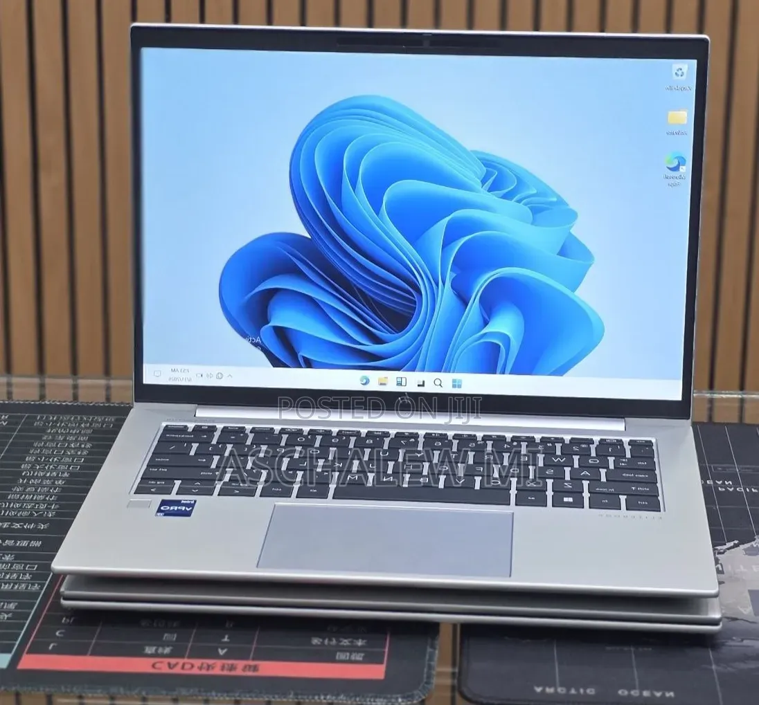 New Laptop HP EliteBook 840 G9 16GB Intel Core i7 SSD 512GB
