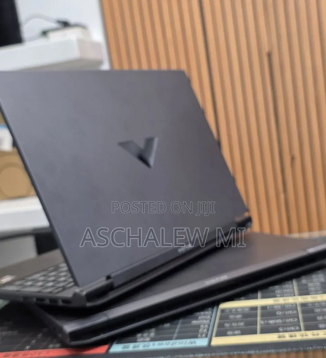 New Laptop HP Victus 15 16GB AMD Ryzen 5 SSD 512GB