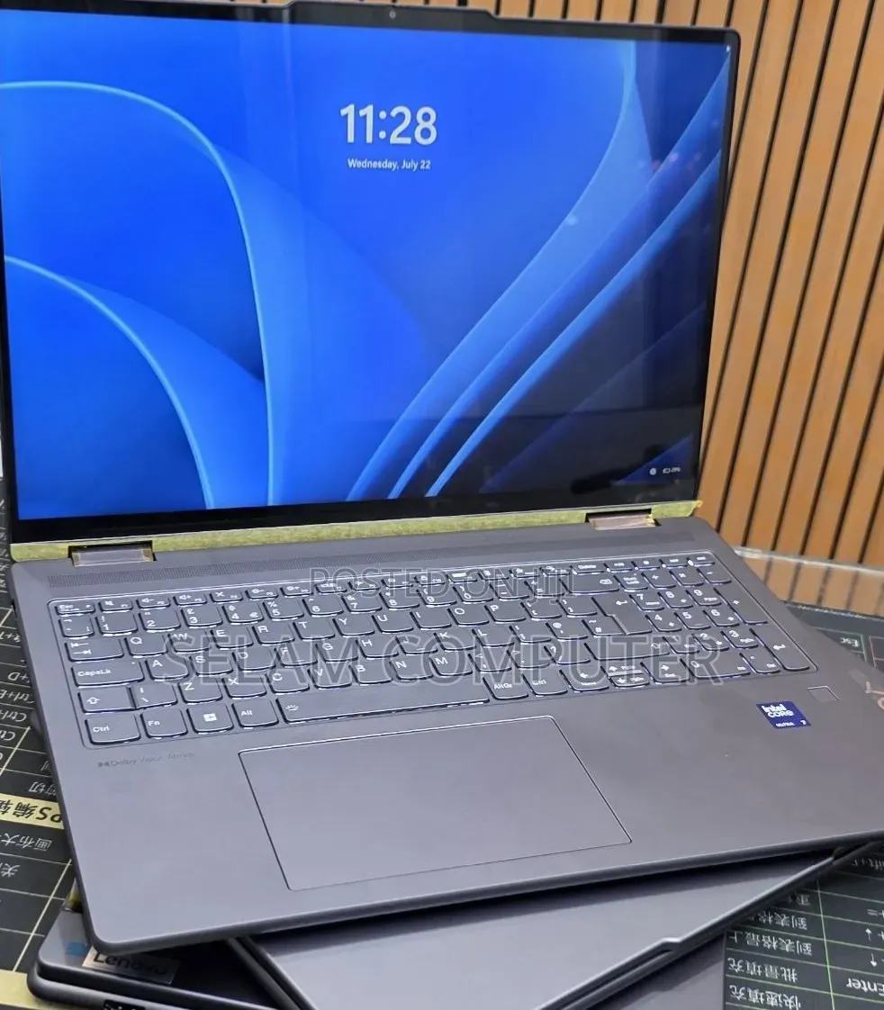New Laptop Lenovo ThinkPad Yoga 16GB Intel Core Ultra 7 SSD 512GB