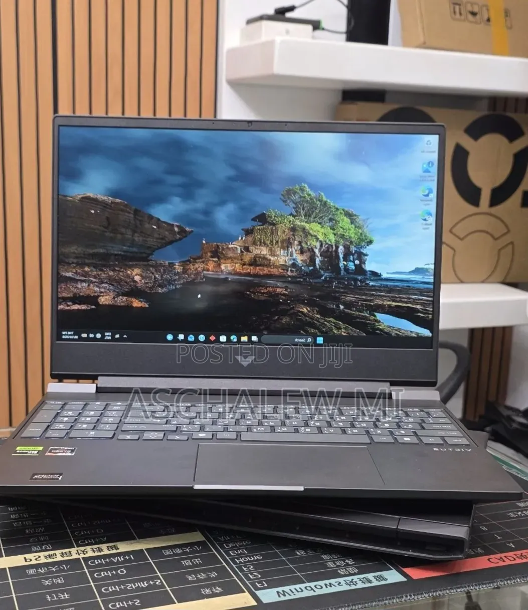New Laptop HP Victus 16 16GB AMD Ryzen 7 SSD 512GB