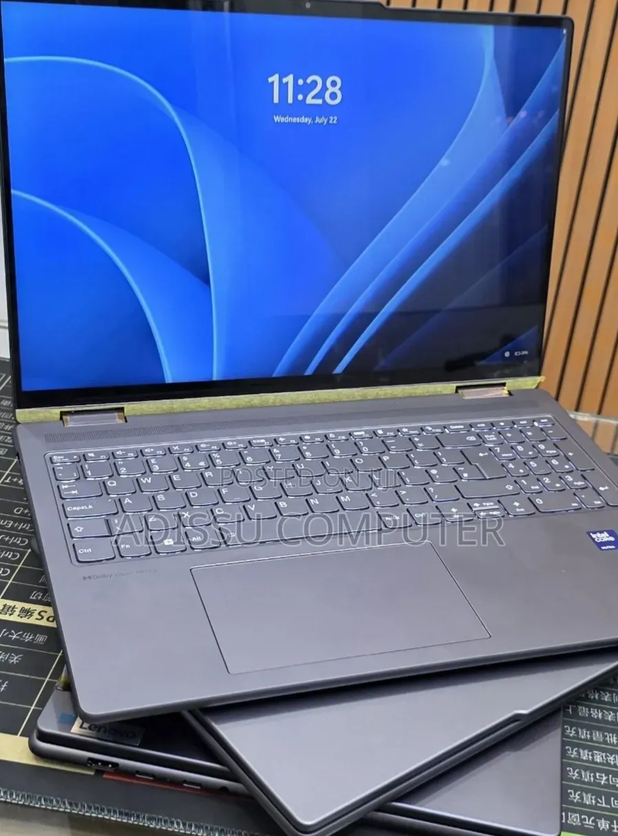 New Laptop Lenovo ThinkPad Yoga 16GB Intel Core Ultra 7 SSD 512GB