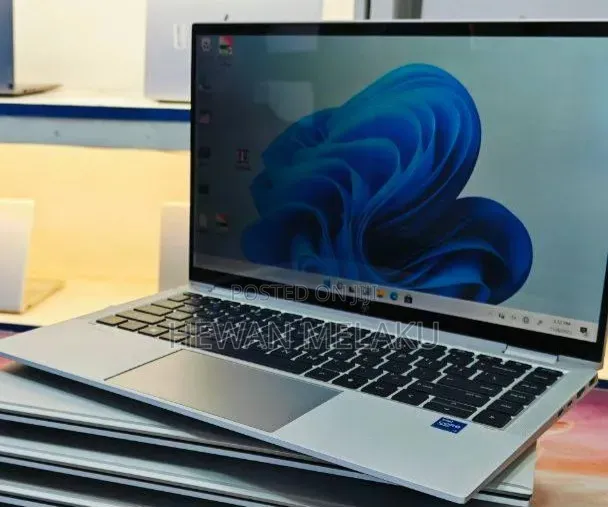 New Laptop HP EliteBook x360 1030 G8 16GB Intel Core i7 SSD 512GB