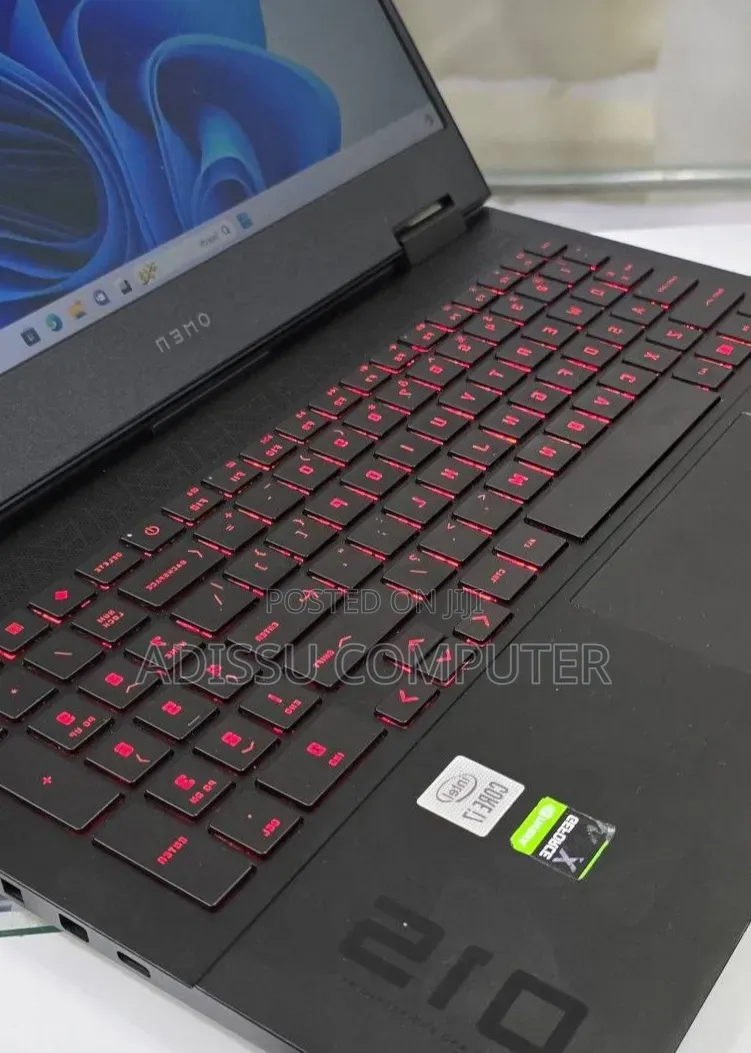 New Laptop HP Omen 15 16GB Intel Core i7 SSD 512GB