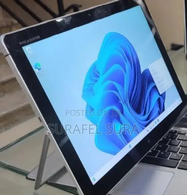 New Laptop HP Elite X2 G4 8GB Intel Core i5 SSD 128GB