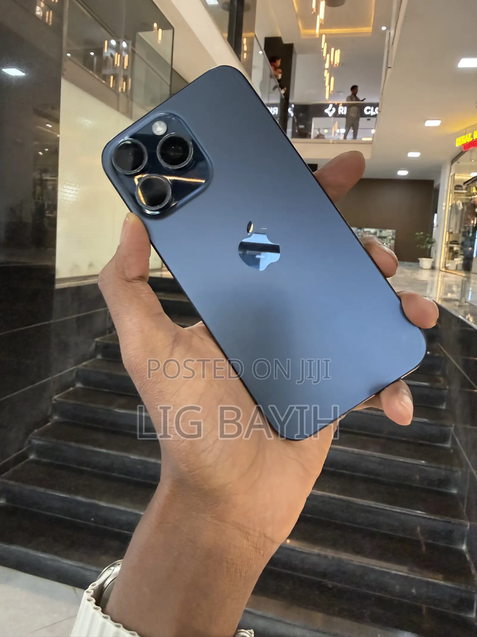 New Apple iPhone 15 Pro Max 256 GB