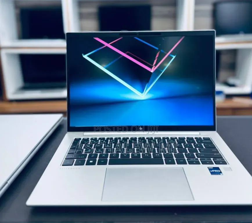 New Laptop HP EliteBook 840 G10 16GB Intel Core i7 SSD 512GB