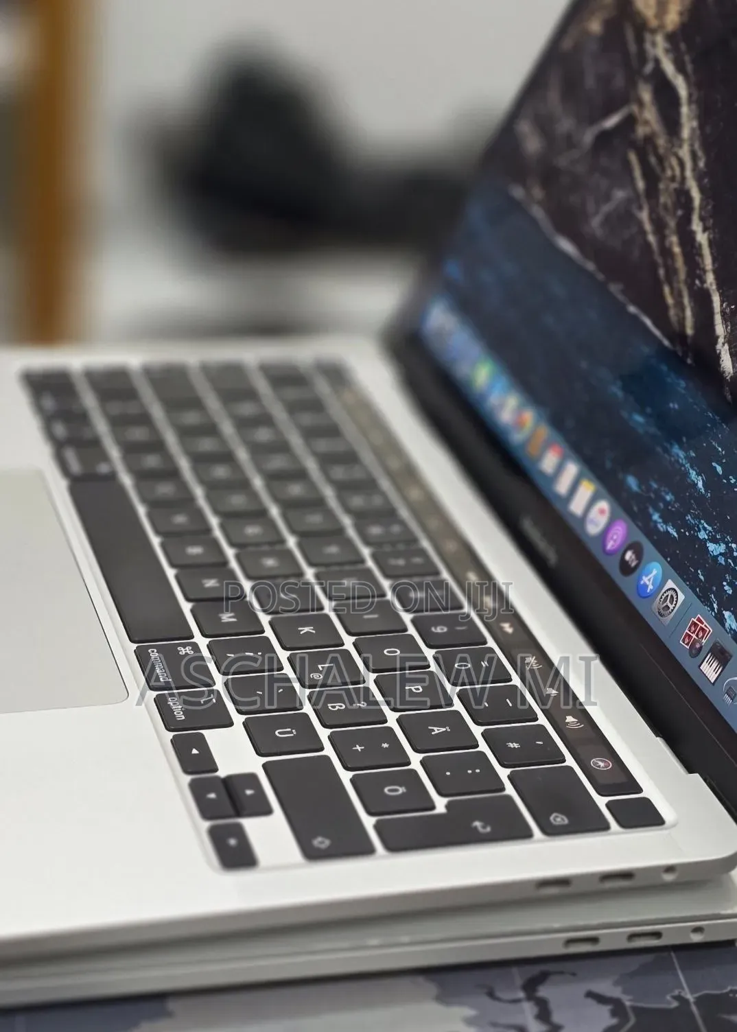 New Laptop Apple MacBook Pro 2019 32GB Intel Core i7 SSD 512GB