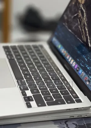 New Laptop Apple MacBook Pro 2019 32GB Intel Core i7 SSD 512GB