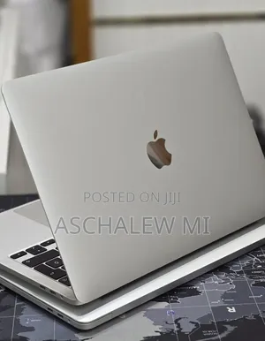 New Laptop Apple MacBook Pro 2019 32GB Intel Core i7 SSD 512GB