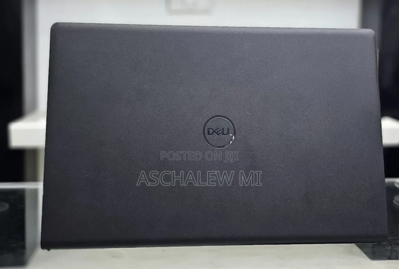New Laptop Dell Inspiron 15 16GB Intel Core i7 SSD 512GB