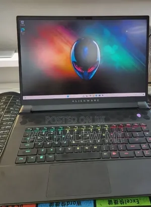 New Laptop Alienware M16 R1 16GB AMD Ryzen 9 SSD 1T