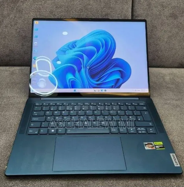 New Laptop Lenovo Yoga 2 16GB AMD Ryzen 7 SSD 512GB