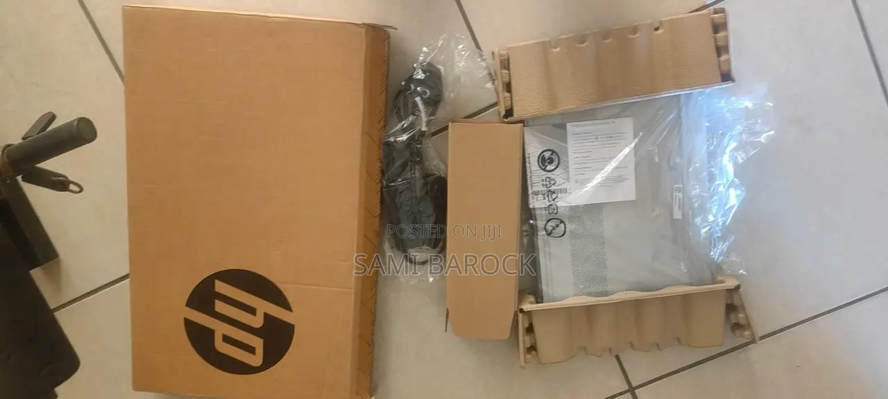 New Laptop HP 255 8GB AMD Ryzen 7 SSD 500GB
