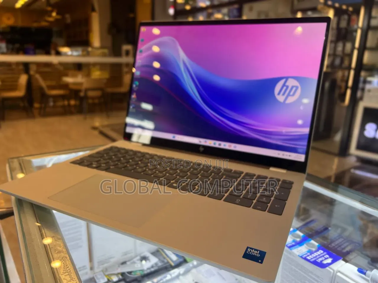 New Laptop HP OmniBook 7 16" 16GB Intel Core 7 SSD 1T