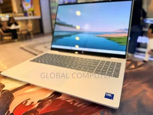 New Laptop HP OmniBook 7 16" 16GB Intel Core 7 SSD 1T