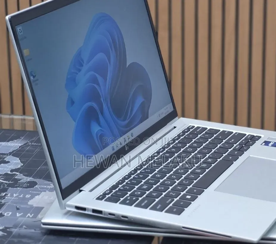 New Laptop HP EliteBook 840 G9 16GB Intel Core i7 SSD 512GB
