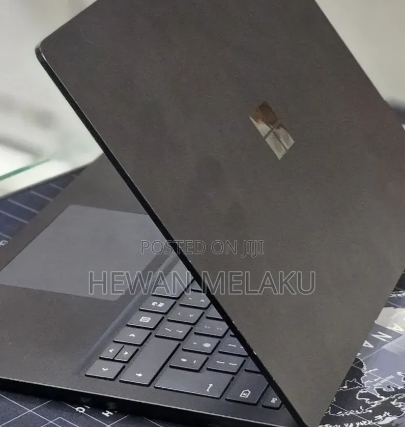 New Laptop Microsoft Surface Laptop 4 16GB Intel Core i7 SSD 512GB