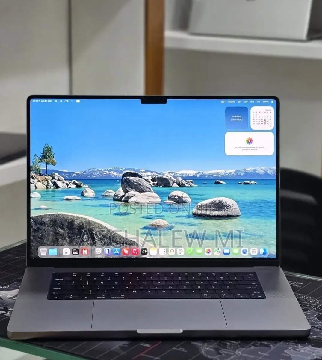 New Laptop Apple MacBook Pro 2022 M2 16GB Apple M2 SSD 1T