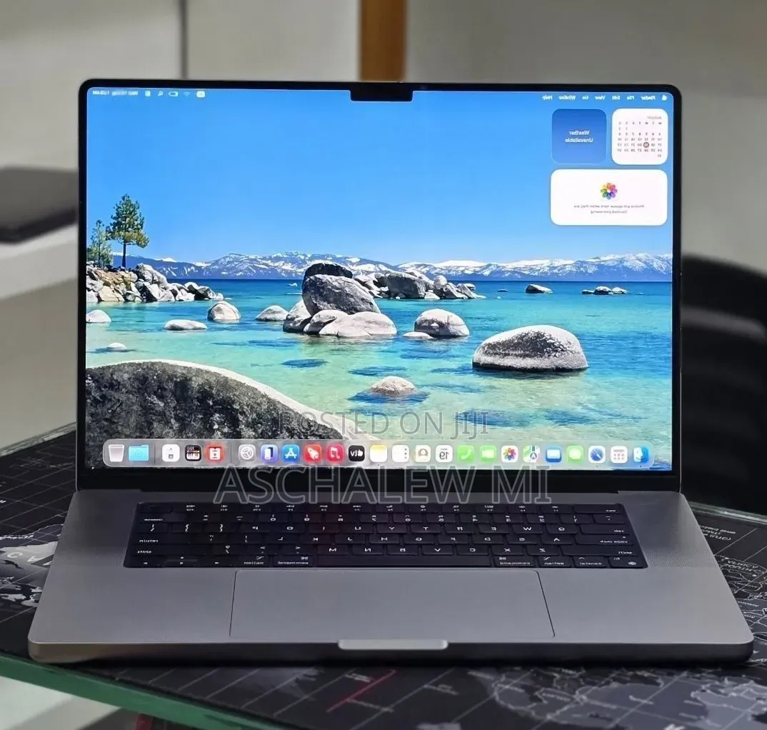 New Laptop Apple MacBook Pro 2022 M2 16GB Apple M2 SSD 1T