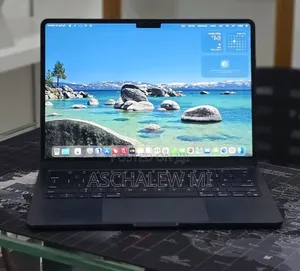 New Laptop Apple MacBook Air 2025 M4 16GB Apple M4 SSD 256GB