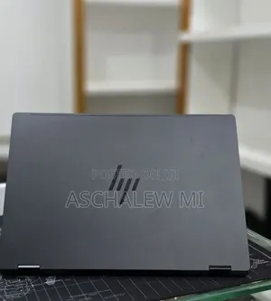 New Laptop HP OmniBook 5 16" 16GB Intel Core Ultra 7 SSD 1T