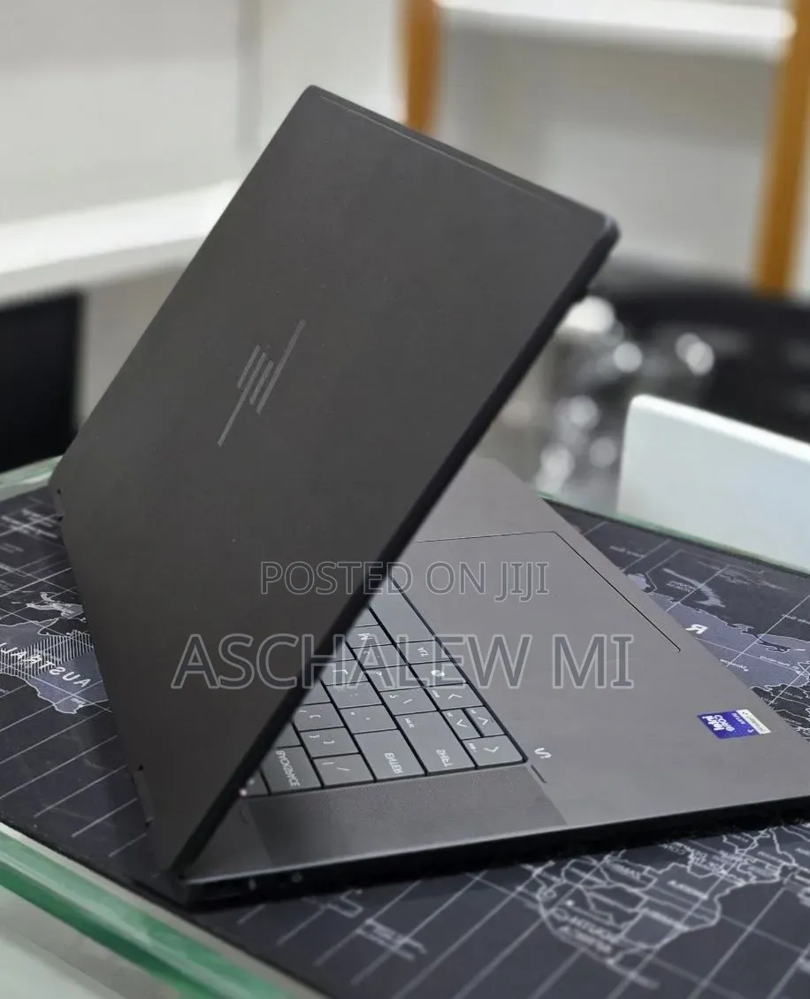 New Laptop HP OmniBook 5 16" 16GB Intel Core Ultra 7 SSD 1T