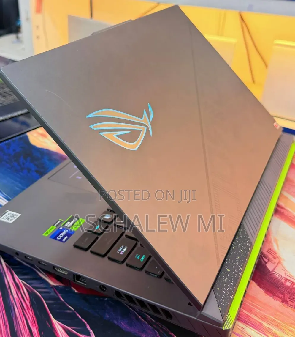 New Laptop Asus ROG Strix G16 16GB Intel Core i9 SSD 1T