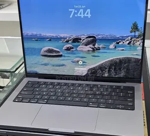 New Laptop Apple MacBook Pro 2021 M1 32GB Apple M1 Pro SSD 512GB