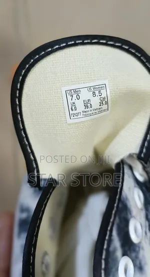 Original Vans Shoe Size 39