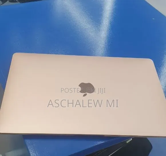 New Laptop Apple MacBook Air 2020 M1 8GB Apple M1 SSD 256GB