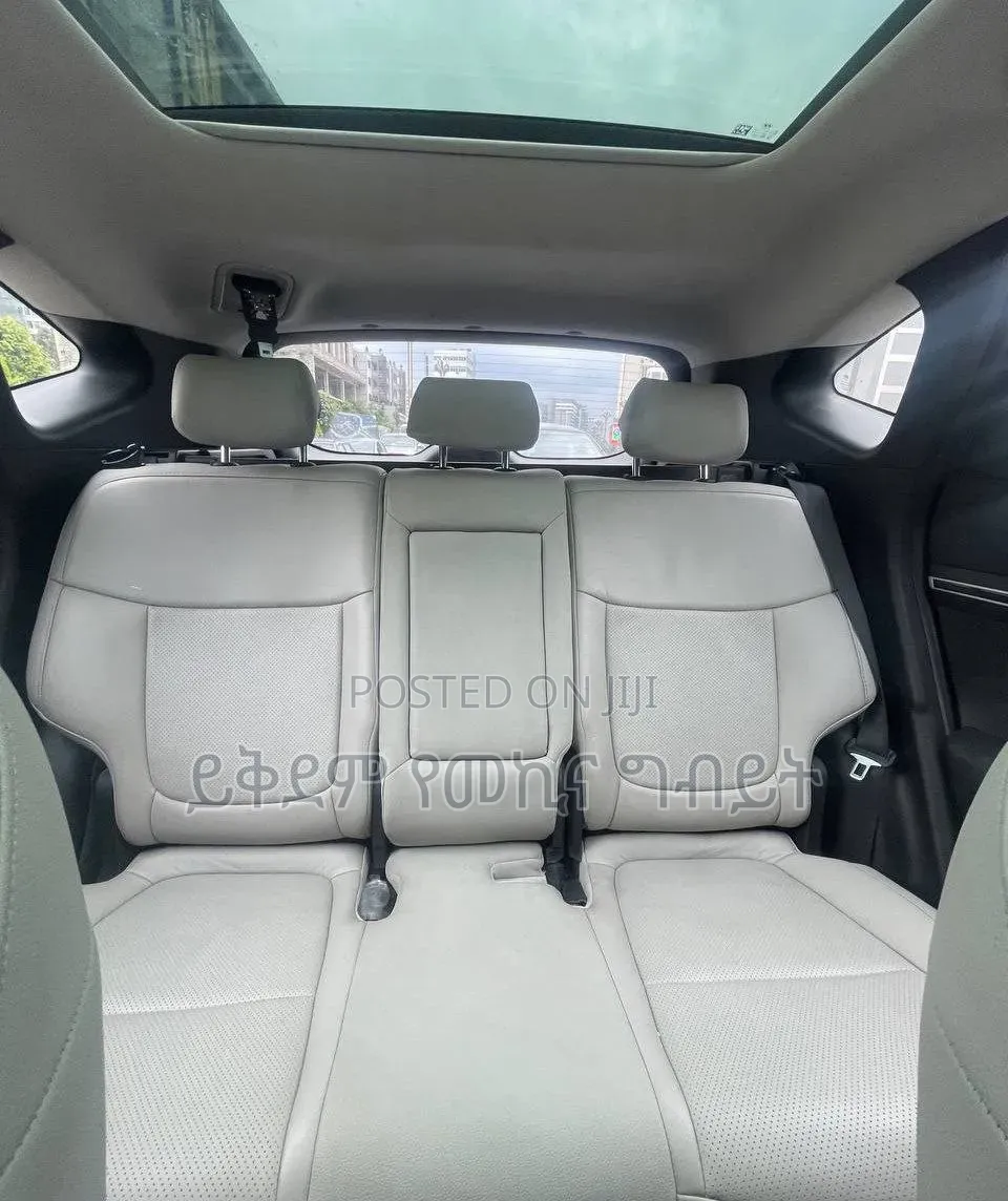 Hyundai Tucson 2023 Gray