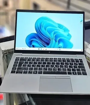 New Laptop HP EliteBook 840 G8 16GB Intel Core i5 SSD 512GB