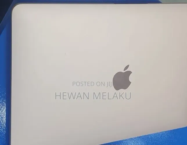 New Laptop Apple MacBook Air 2020 8GB Apple M1 SSD 256GB