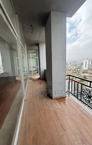 4bdrm Penthouse in Bole Atlas for sale