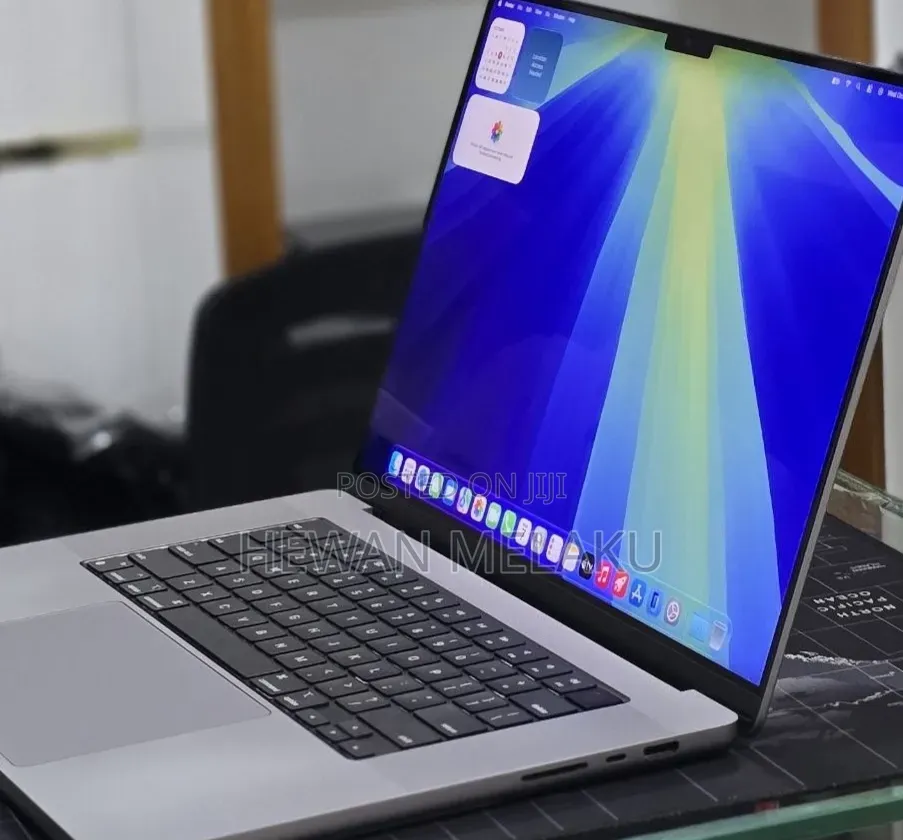 New Laptop Apple MacBook Pro 2021 M1 Max 64GB Apple M1 Max SSD 1T