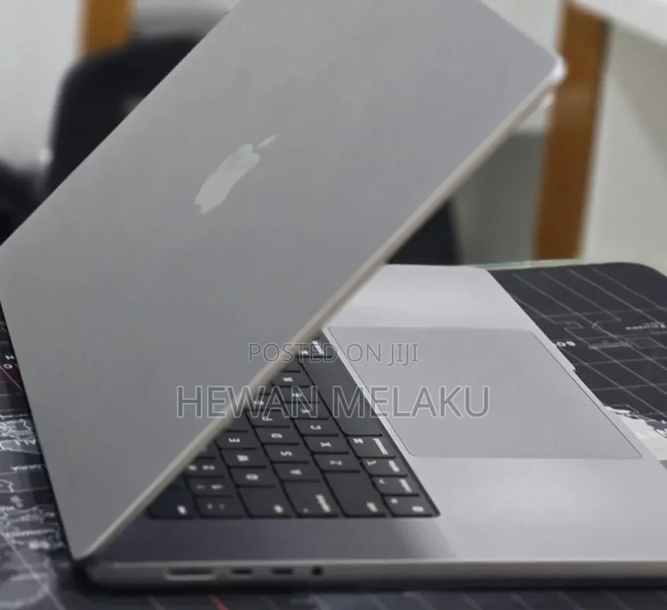 New Laptop Apple MacBook Pro 2021 M1 Max 64GB Apple M1 Max SSD 1T